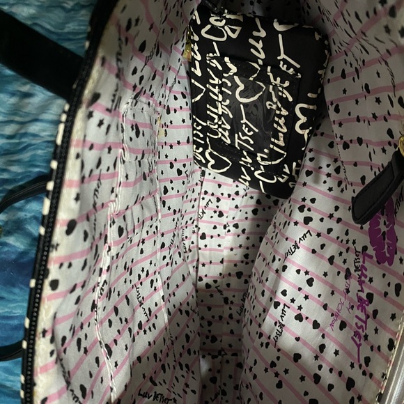 Betsy Johnson large satchel - Picture 3 of 9